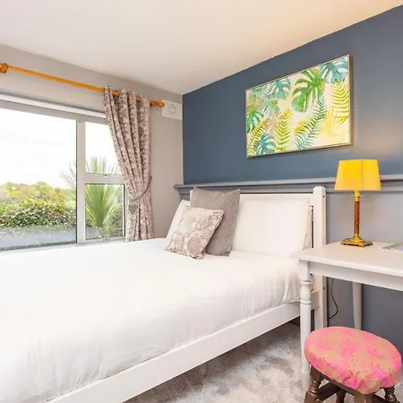 Πανσιόν Aloha House *