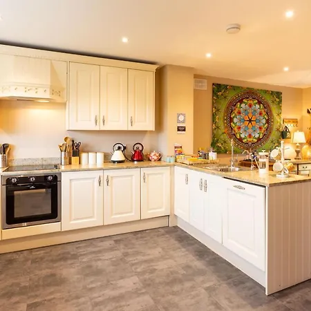 Aloha House * Killorglin