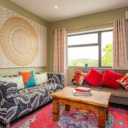 Πανσιόν Aloha House *