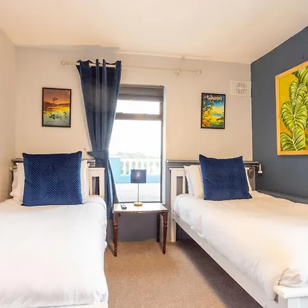 Aloha House Guest house *