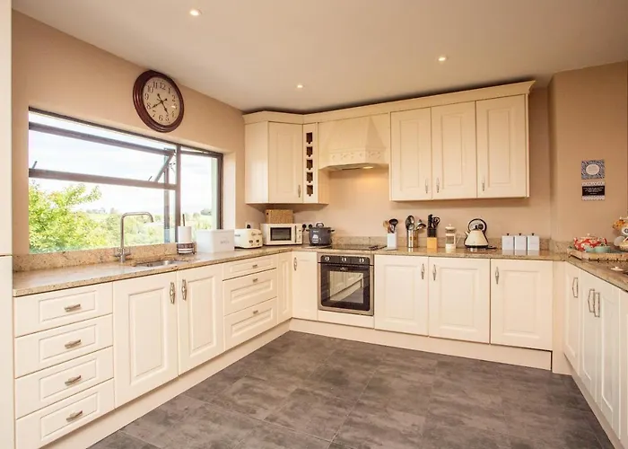 Aloha House Guest house