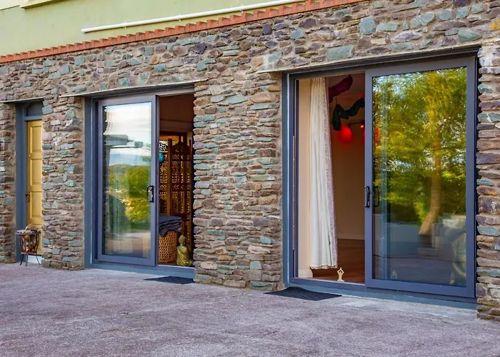 Aloha House Гостевой дом Киллорглин