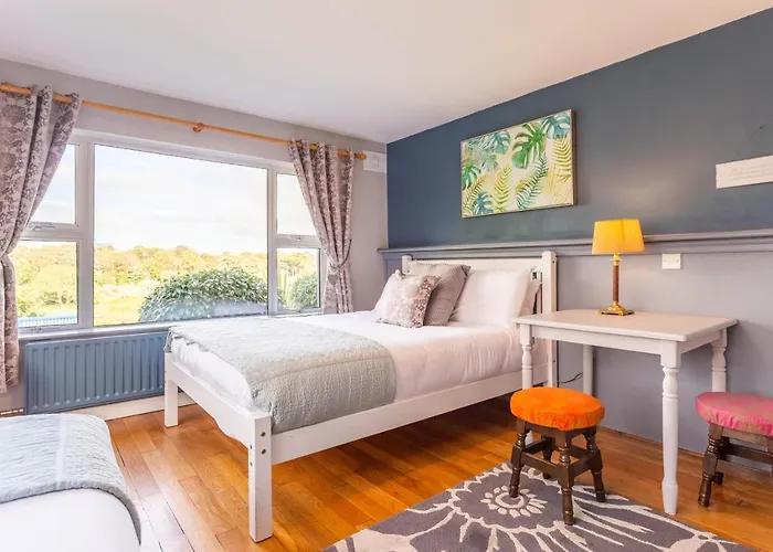 Aloha House Guest house