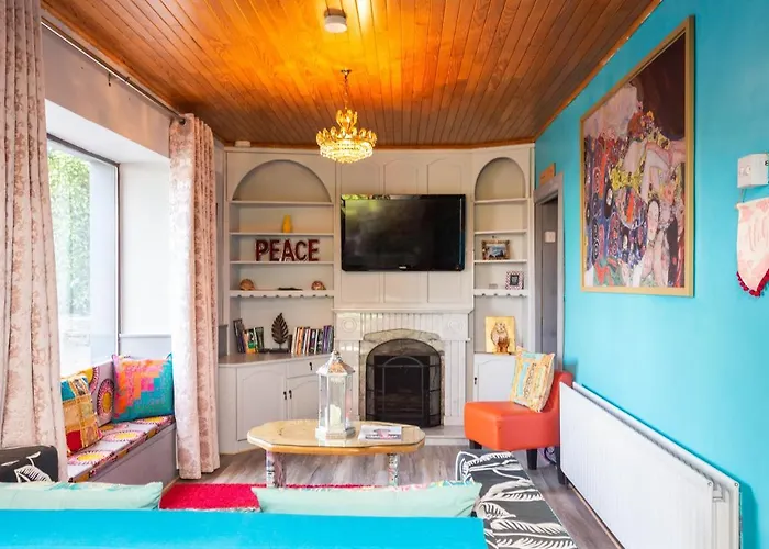 Гостевой дом Aloha House *